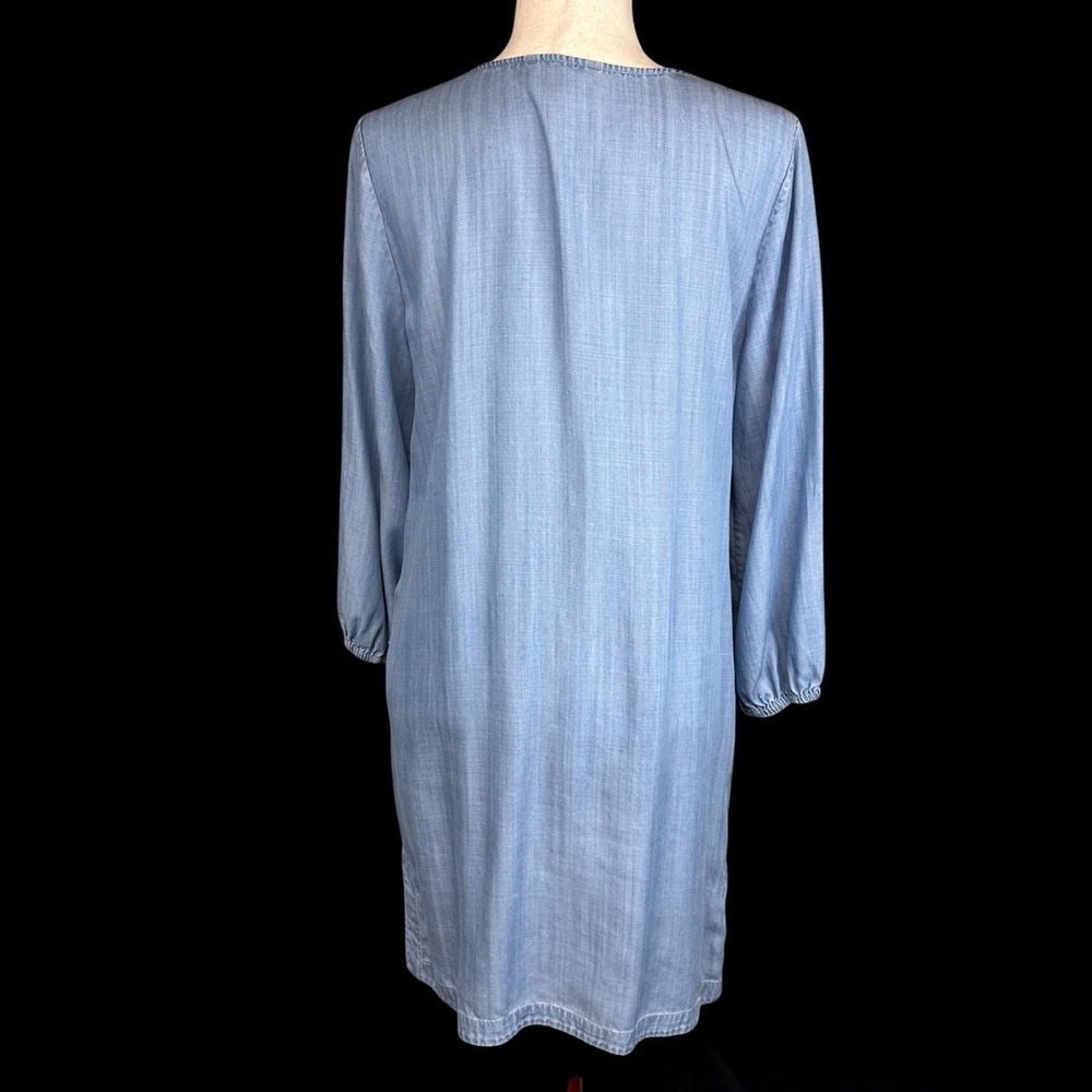 Tommy Bahama Blue Chambray Shirt Dress Coastal Grandma Weekend Size Medium - Picture 2 of 16
